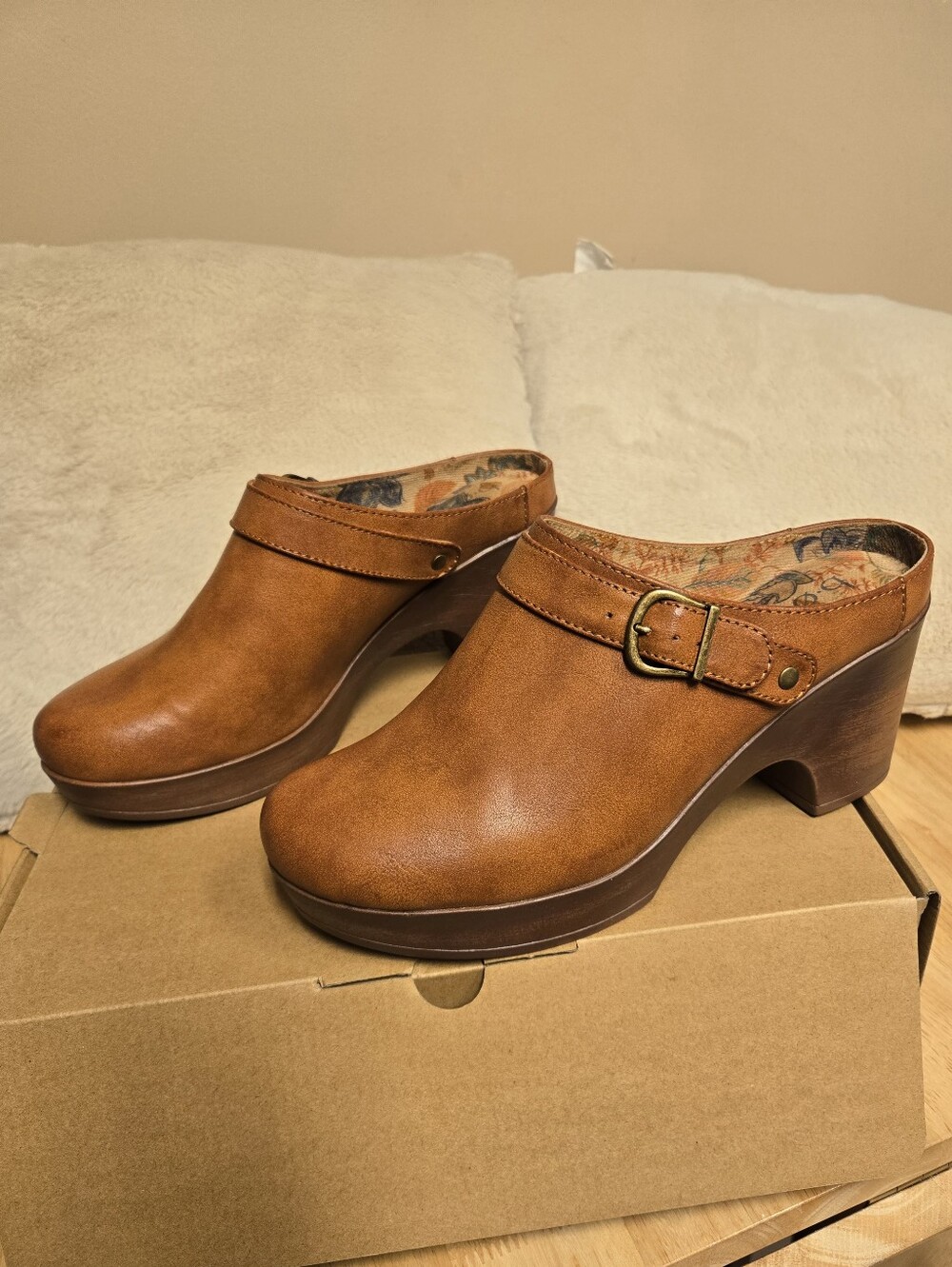 B.o.c By Born Brown Adel Clogs With Boho Pattern Inner Womens Size 9.5 - New - Picture 2 of 10